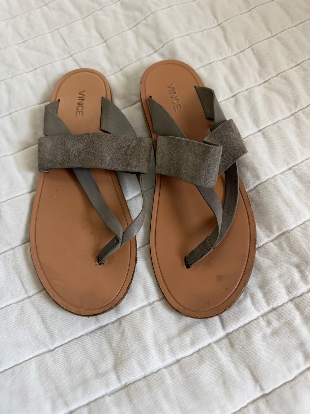 Vince Taupe/Gray Knot-Style Leather & Suede Sandals 8.5